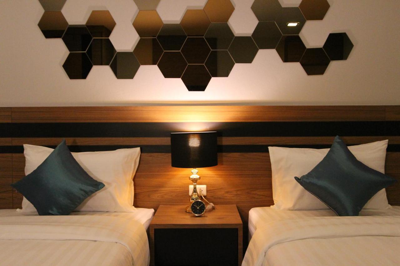 The Leisure Hotel บ้านบางบ่อ ภายนอก รูปภาพ